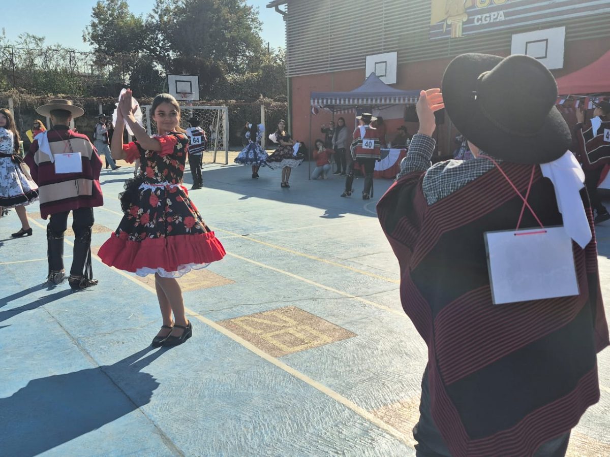 VIII versión del Campeonato de Cueca “Profesor Juan Escobedo”