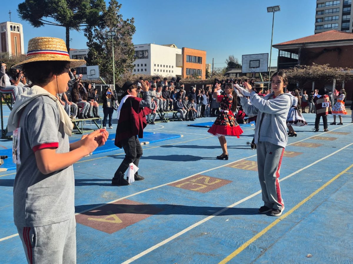 VIII versión del Campeonato de Cueca “Profesor Juan Escobedo”