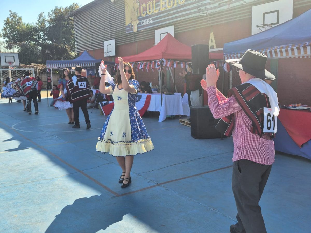 VIII versión del Campeonato de Cueca “Profesor Juan Escobedo”