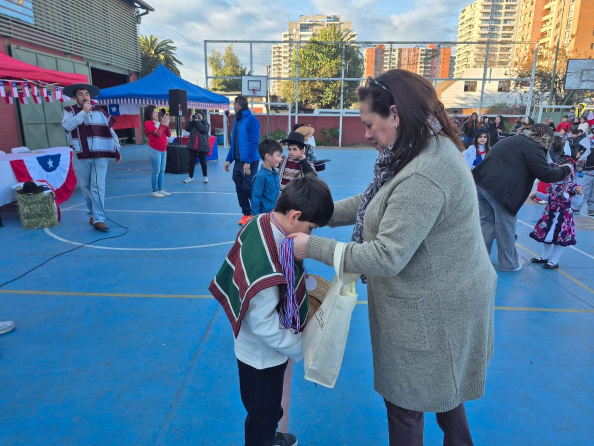 VIII versión del Campeonato de Cueca “Profesor Juan Escobedo”