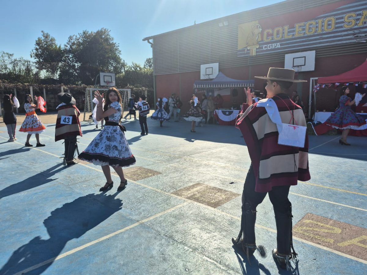 VIII versión del Campeonato de Cueca “Profesor Juan Escobedo”