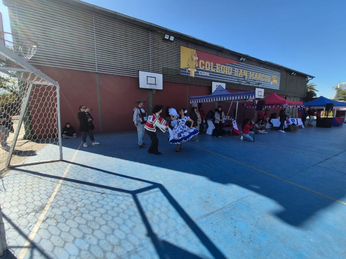 VIII versión del Campeonato de Cueca “Profesor Juan Escobedo”
