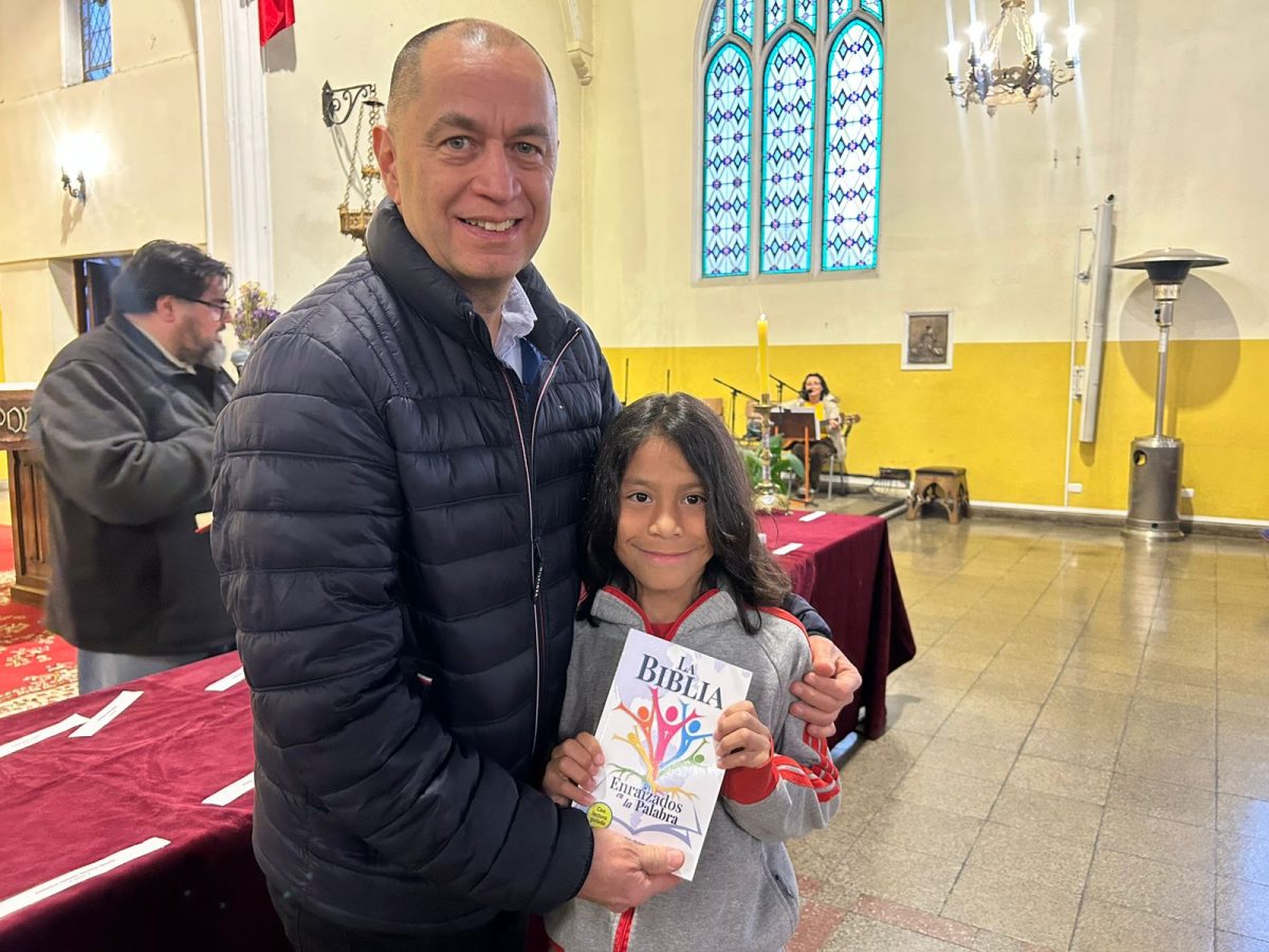 Niños y jóvenes de la Catequesis Eucarística, celebraron liturgia de entrega de la Palabra