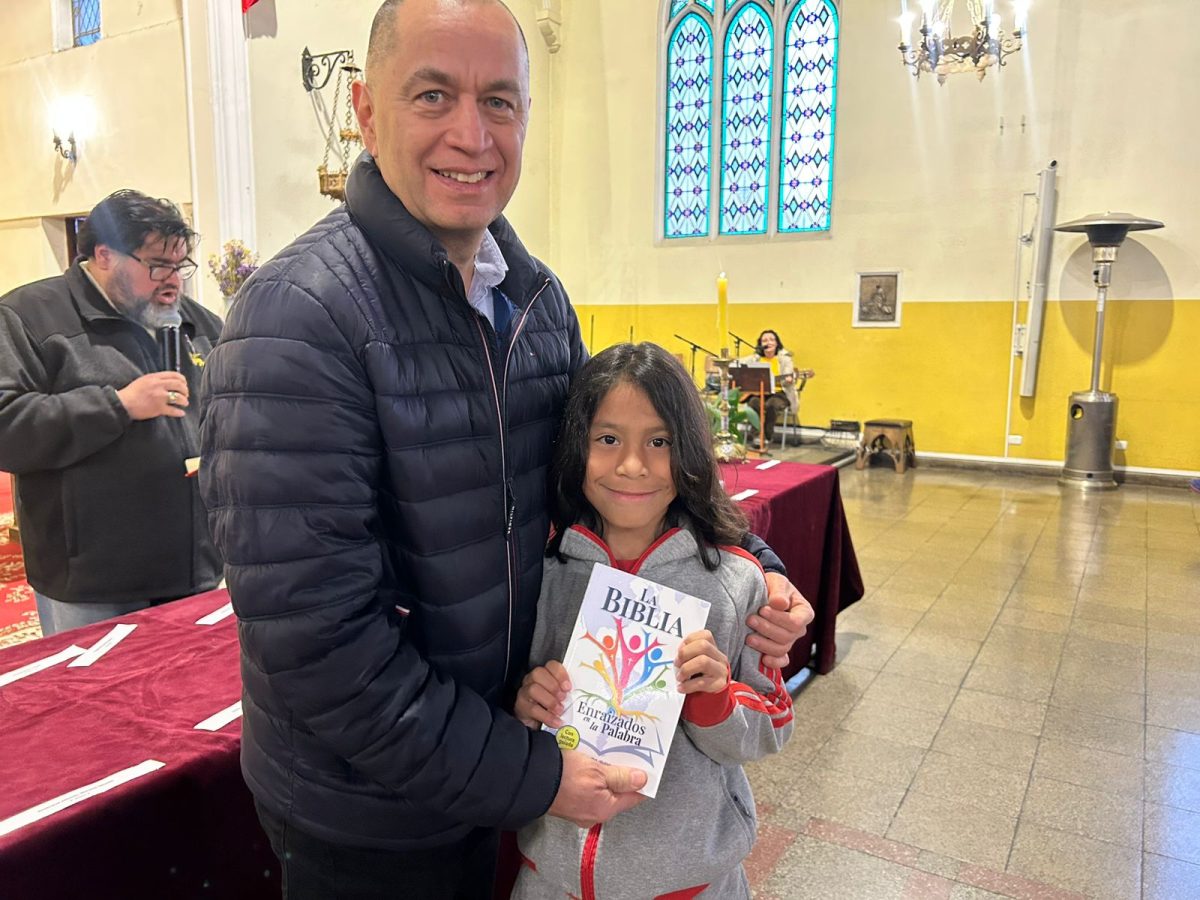 Niños y jóvenes de la Catequesis Eucarística, celebraron liturgia de entrega de la Palabra