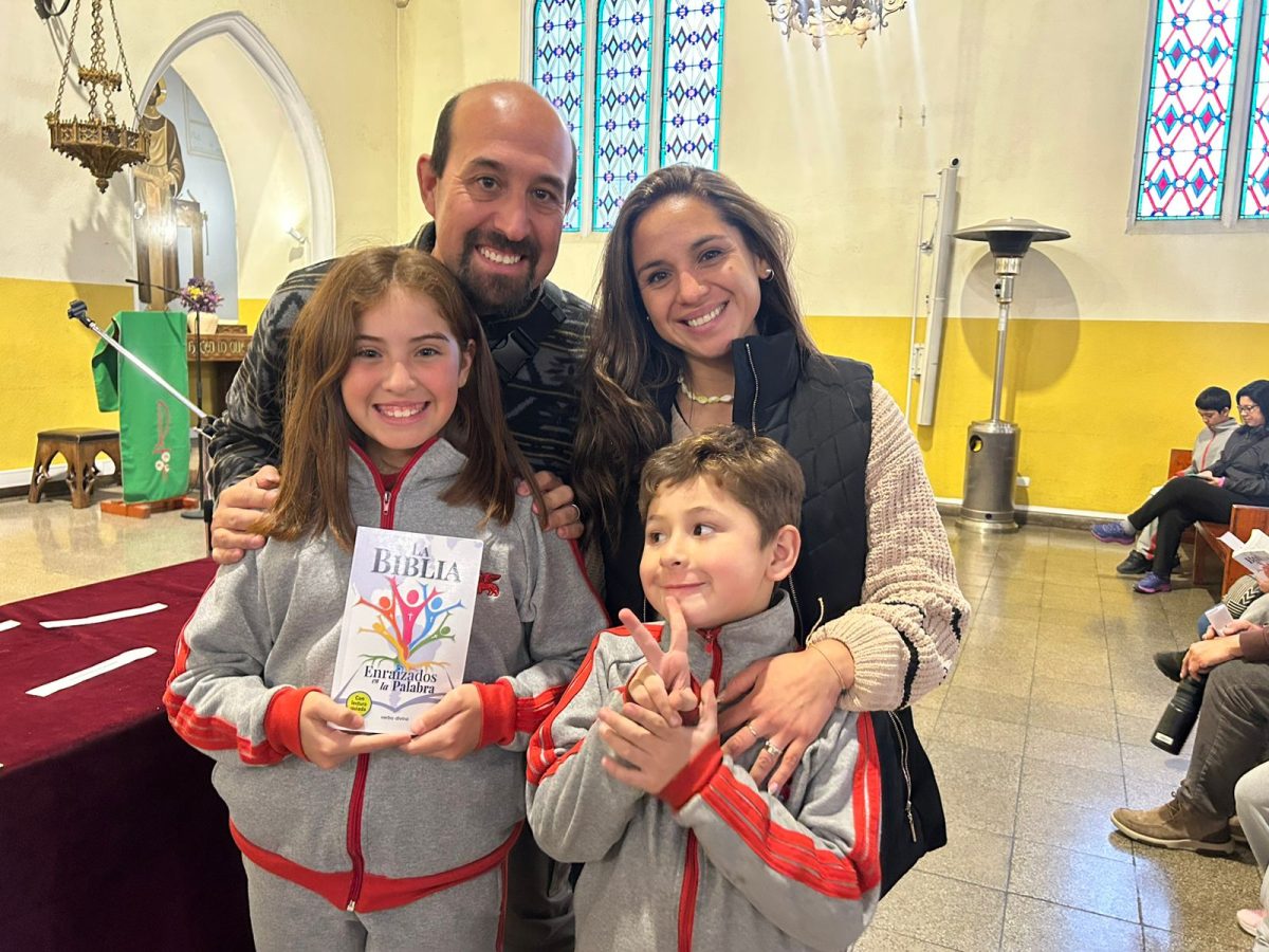 Niños y jóvenes de la Catequesis Eucarística, celebraron liturgia de entrega de la Palabra
