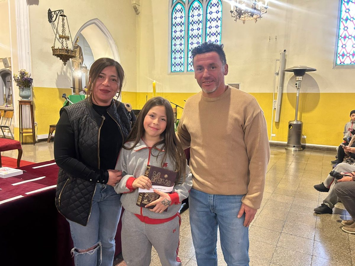 Niños y jóvenes de la Catequesis Eucarística, celebraron liturgia de entrega de la Palabra