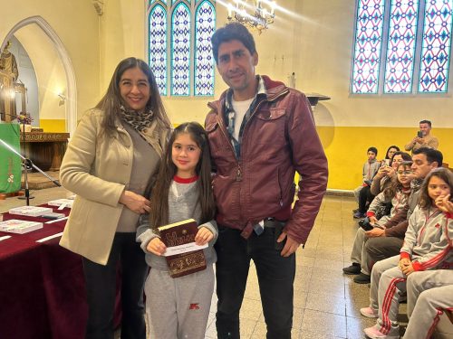 Niños y jóvenes de la Catequesis Eucarística, celebraron liturgia de entrega de la Palabra