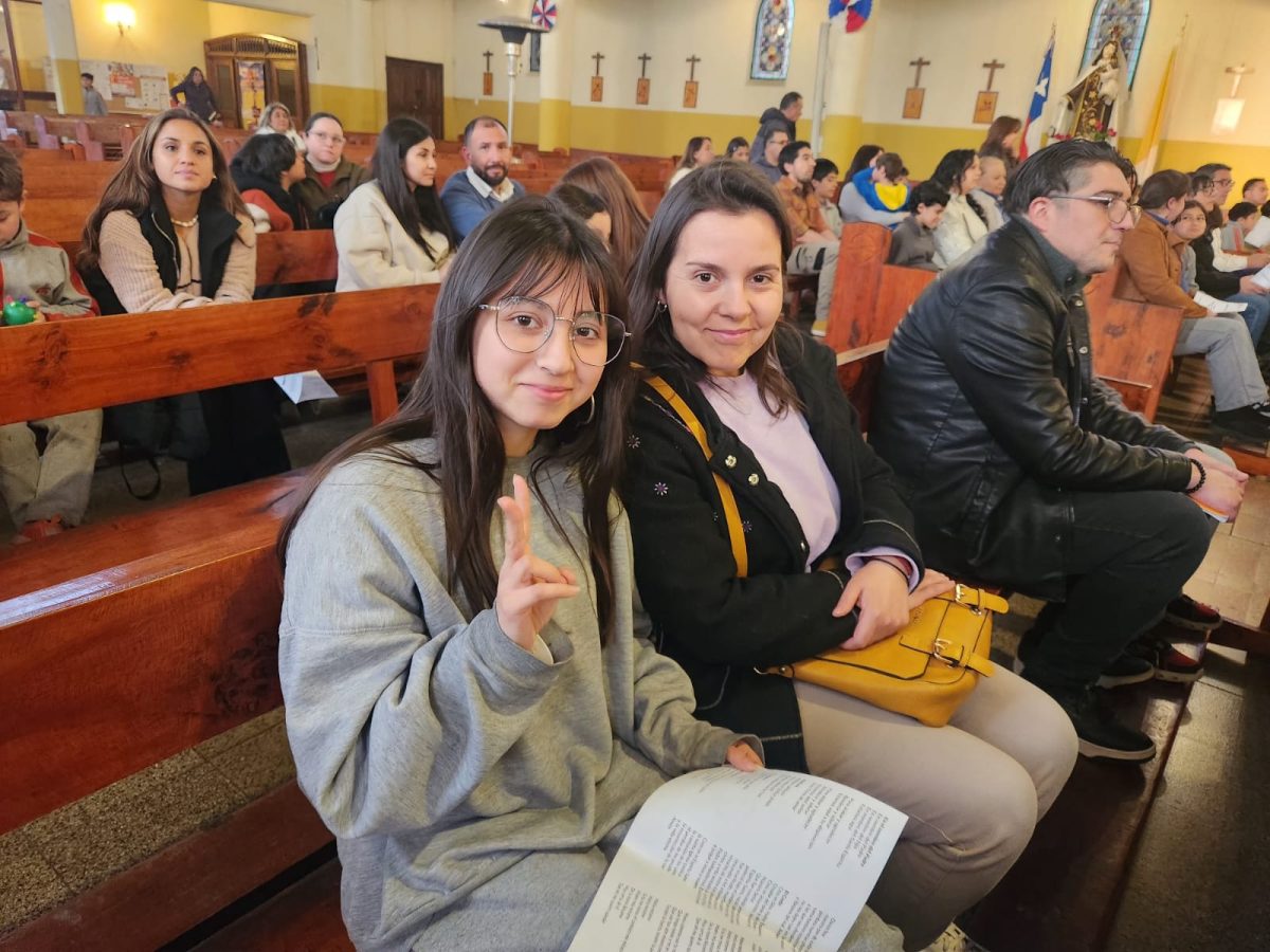 Niños y jóvenes de la Catequesis Eucarística, celebraron liturgia de entrega de la Palabra