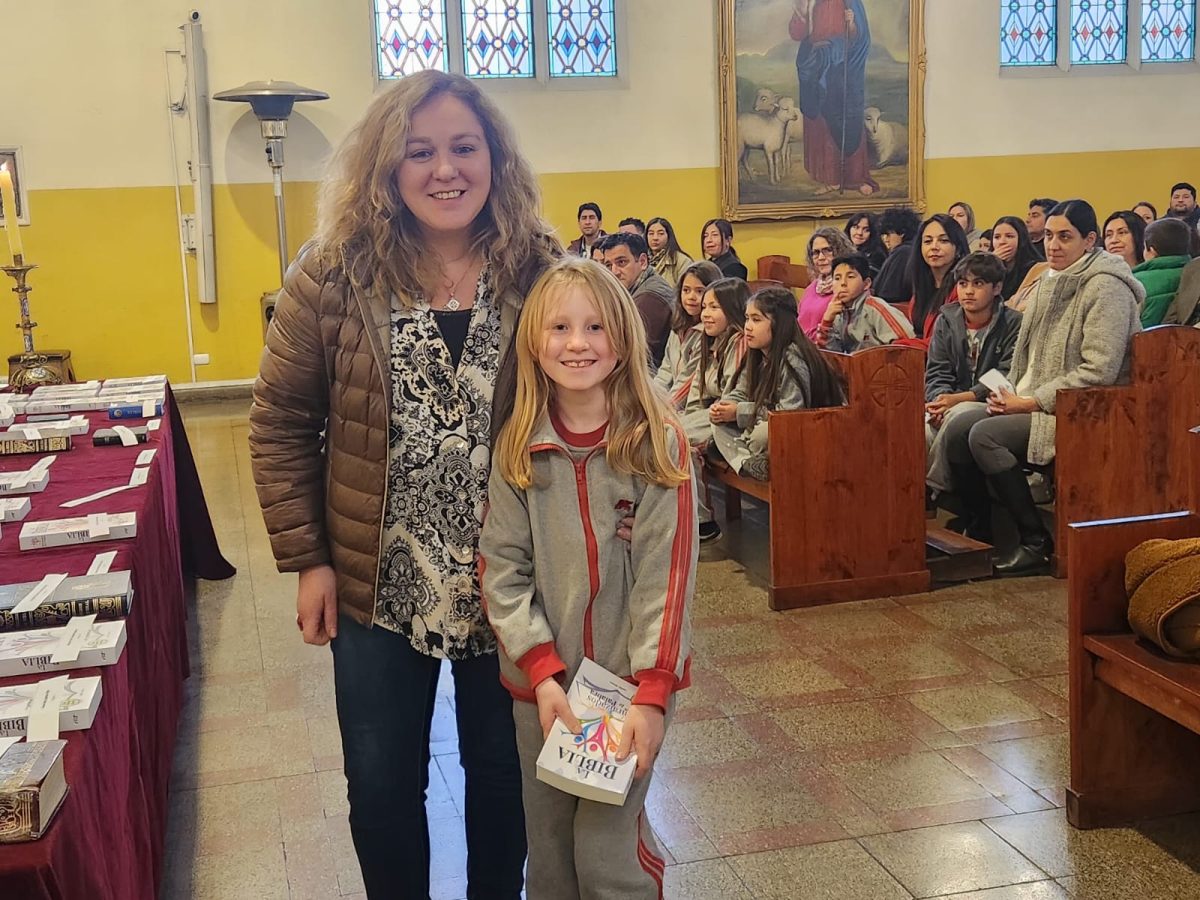 Niños y jóvenes de la Catequesis Eucarística, celebraron liturgia de entrega de la Palabra