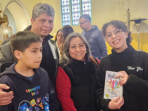 Niños y jóvenes de la Catequesis Eucarística, celebraron liturgia de entrega de la Palabra