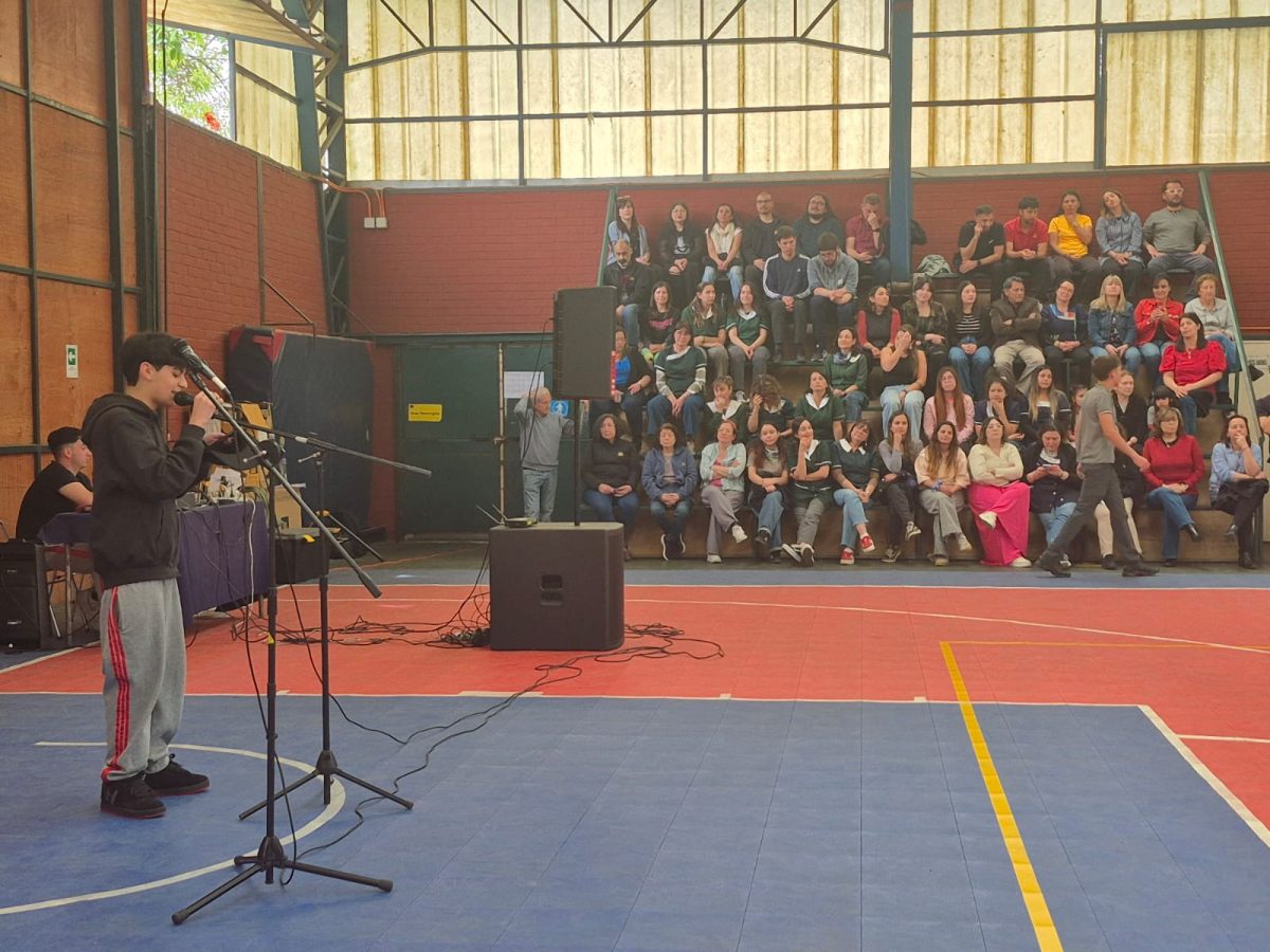 FELIZ DÍA DEL PROFESOR ❤️📔✏️