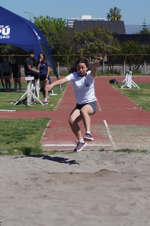 Atletismo 7° Básico a IV Medio – Olimpiadas BostonEduca 2025
