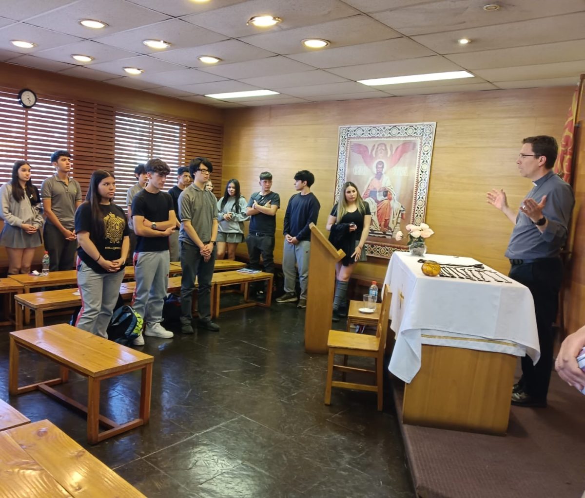 Encuentro de Catequesis con el Padre Fernando Valdivieso: una reflexión sobre la fe y la confirmación