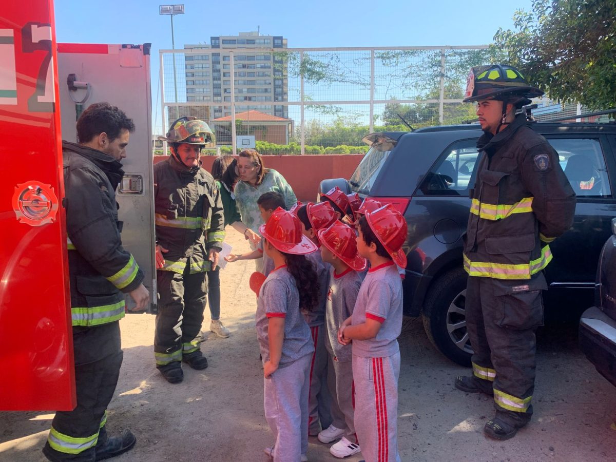 Encuentro Didáctico con Bomberos de Macul