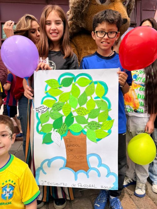 Pastoral de Padres del Colegio San Marcos Profundiza en la Eucaristía bajo la Luz de Emaús