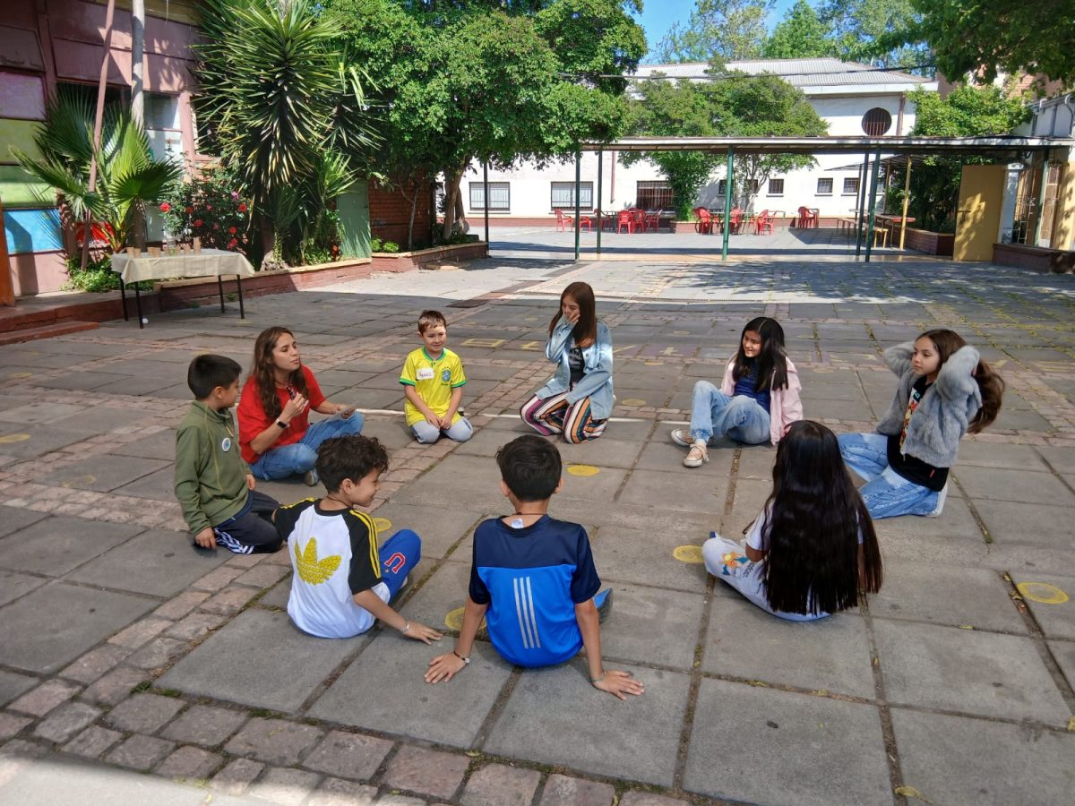 Pastoral de Padres del Colegio San Marcos Profundiza en la Eucaristía bajo la Luz de Emaús