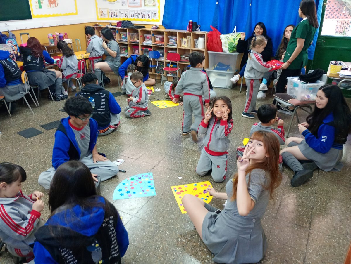 Emotiva despedida a los estudiantes de Cuarto Medio 2025