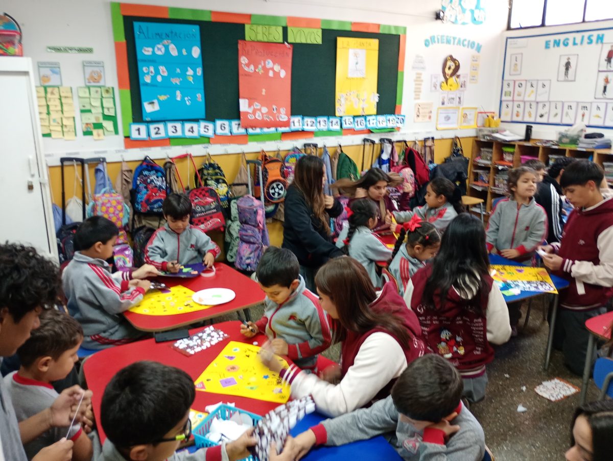 Emotiva despedida a los estudiantes de Cuarto Medio 2025