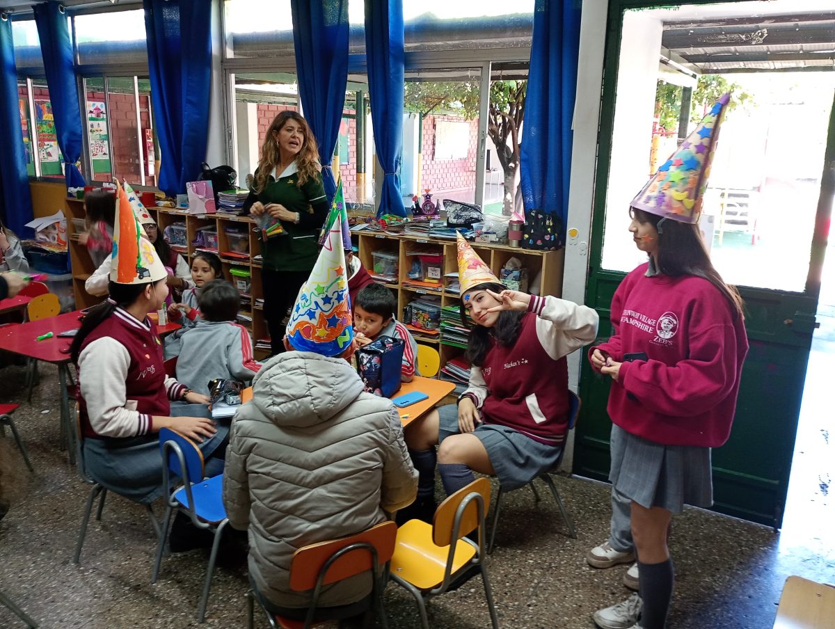 Emotiva despedida a los estudiantes de Cuarto Medio 2025