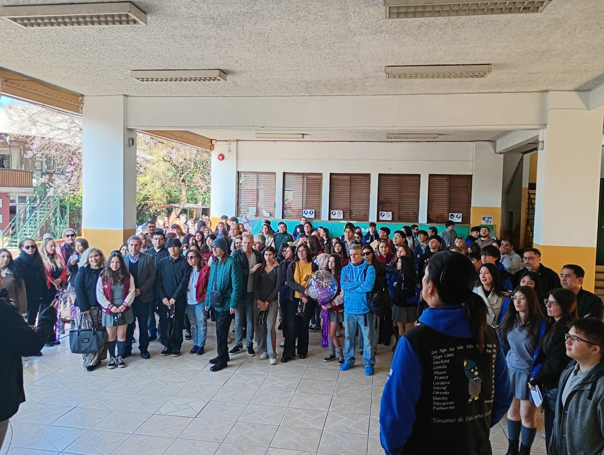Emotiva despedida a los estudiantes de Cuarto Medio 2025