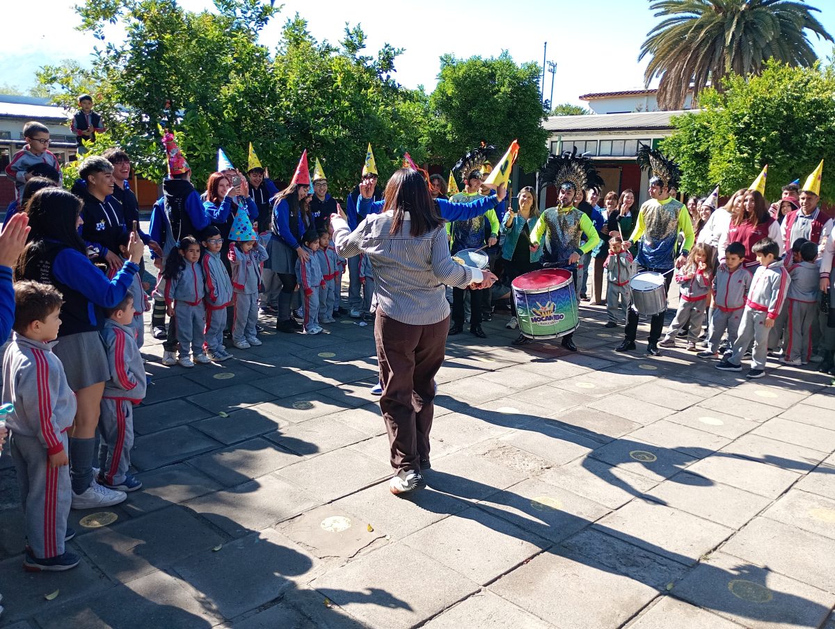 Emotiva despedida a los estudiantes de Cuarto Medio 2025