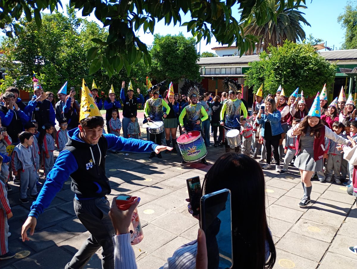Emotiva despedida a los estudiantes de Cuarto Medio 2025