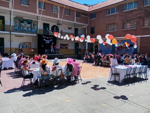 Emotiva despedida a los estudiantes de Cuarto Medio 2025