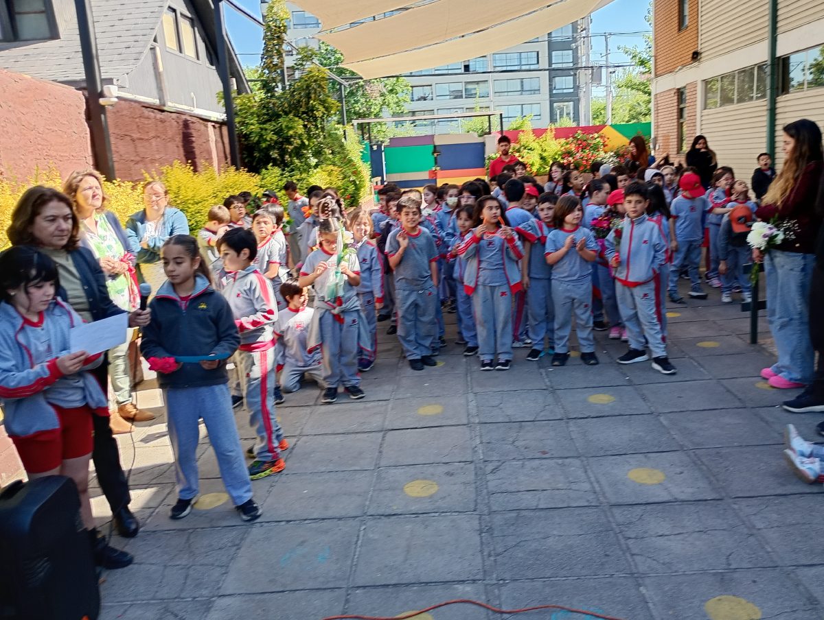 Se dio inicio al Mes de María, con oraciones comunitarias en cada ciclo.