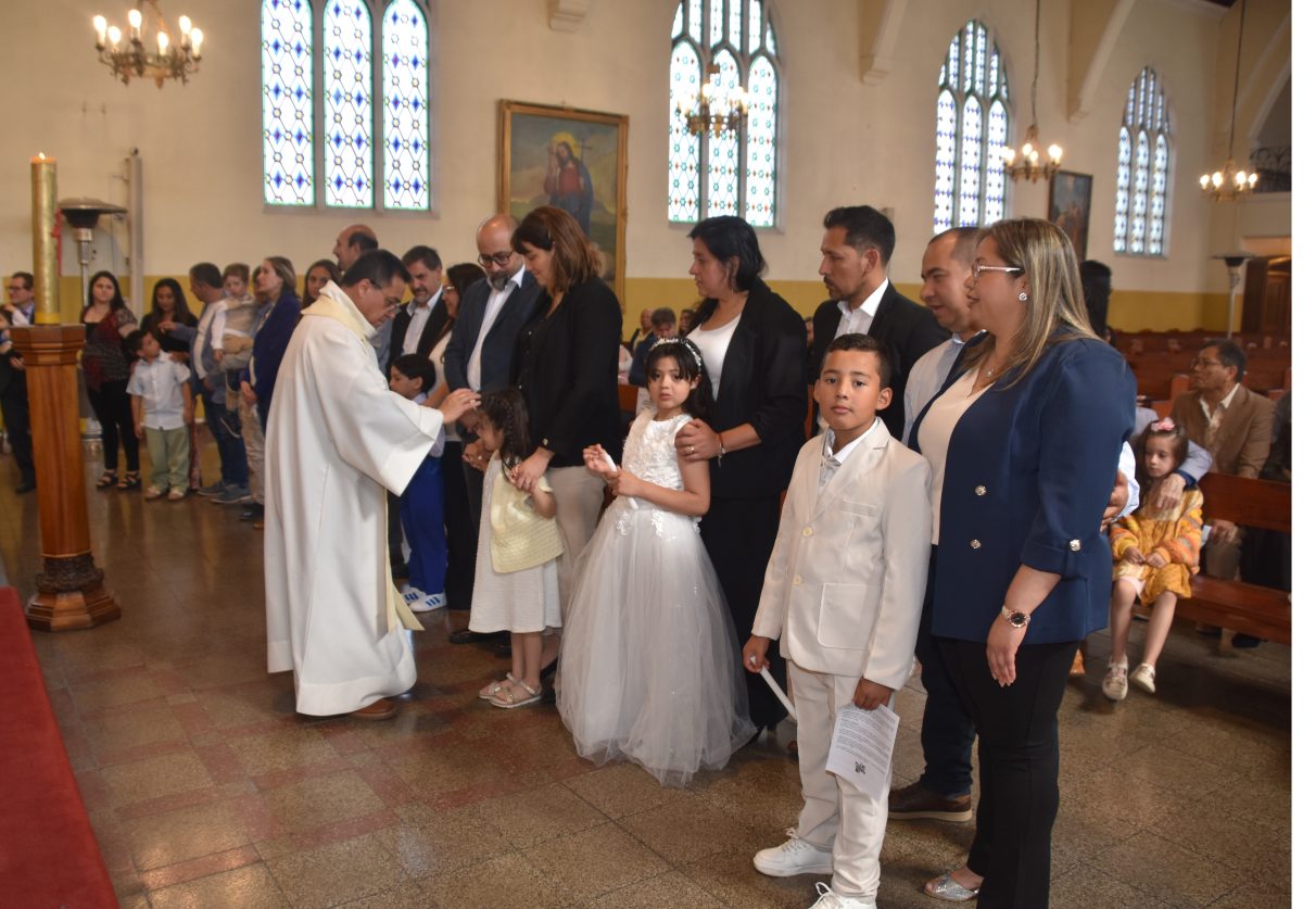 8 nuevos Hijos de Dios, en la Comunidad Marquiana