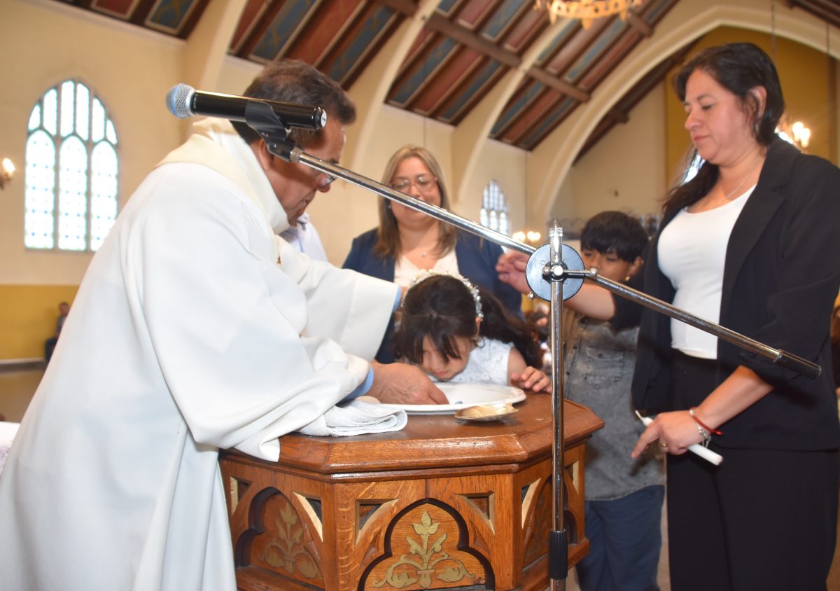 8 nuevos Hijos de Dios, en la Comunidad Marquiana