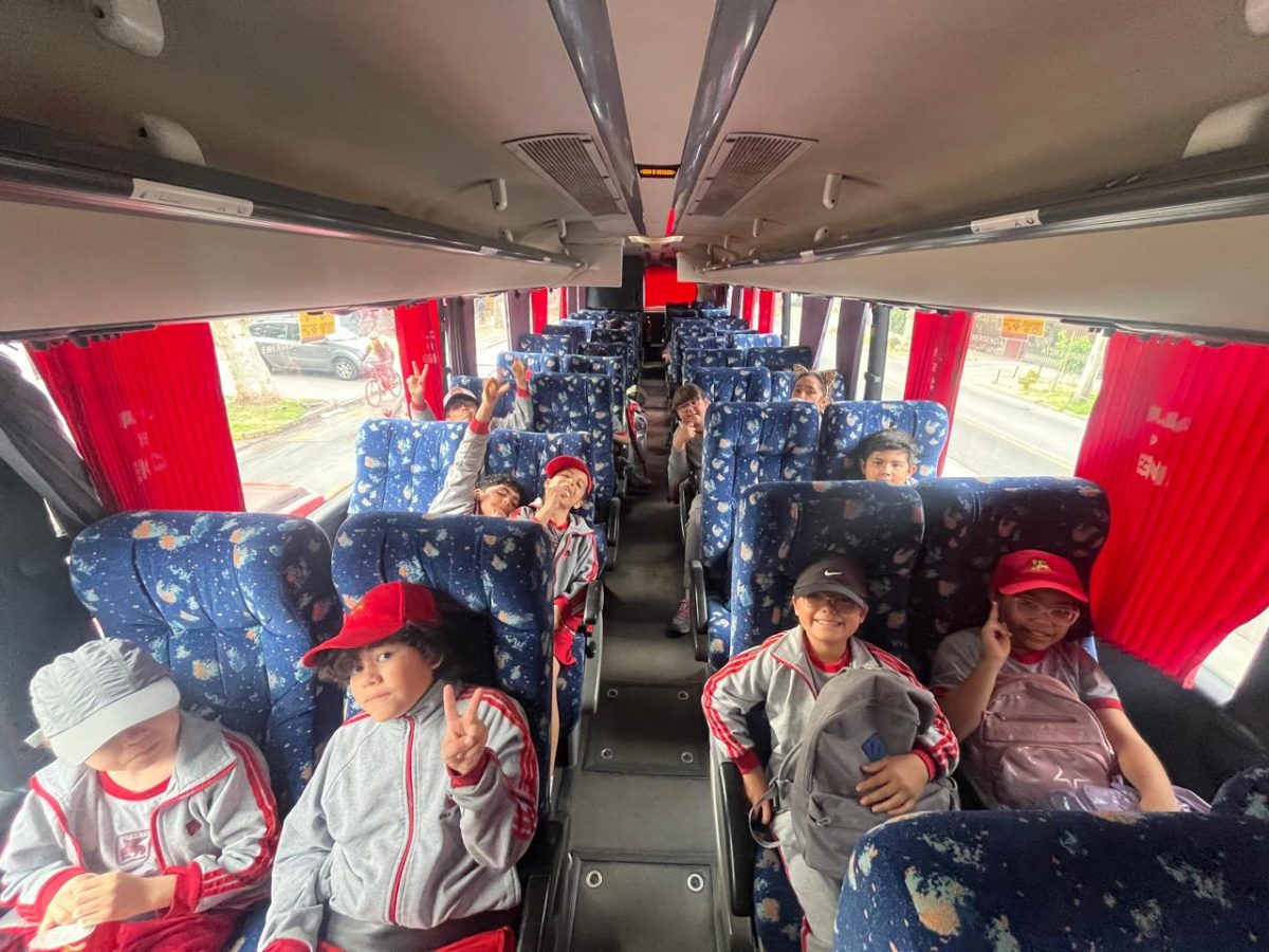 Estudiantes de 3° Básico realizaron enriquecedora salida pedagógica al Cerro San Cristóbal