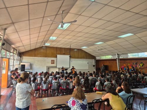 Mañana de arte en preescolar y el ciclo I