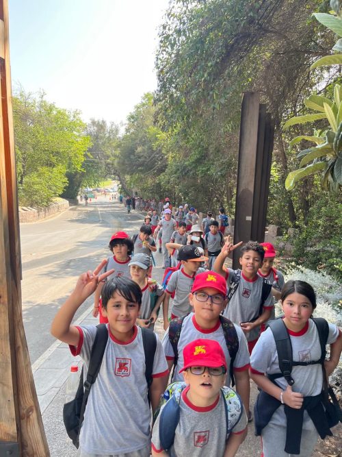 Estudiantes de 3° Básico realizaron enriquecedora salida pedagógica al Cerro San Cristóbal