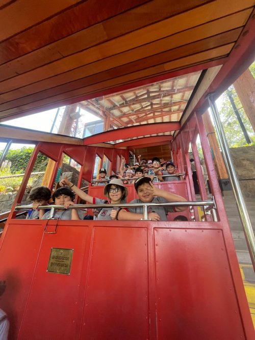Estudiantes de 3° Básico realizaron enriquecedora salida pedagógica al Cerro San Cristóbal