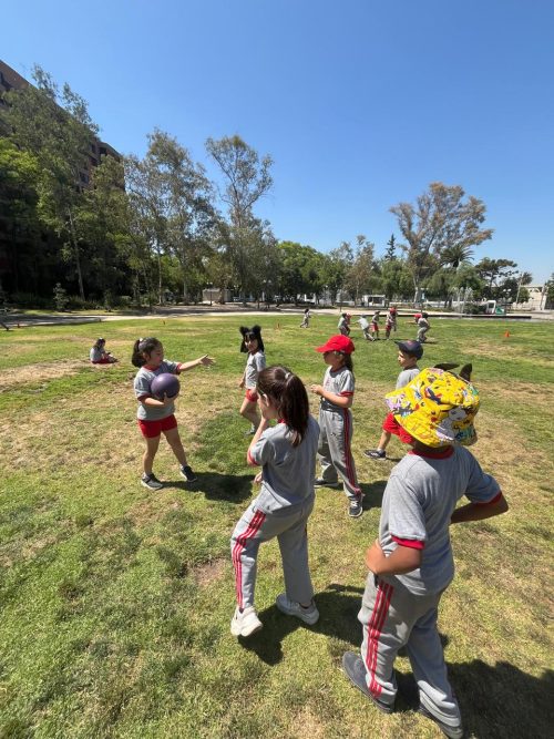 1ros Básicos visitan el Parque Inés de Suárez