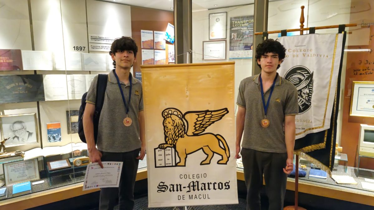 Seleccionar Premiación Nivel media del Campeonato Nacional Escolar de Matemáticas	 Premiación Nivel media del Campeonato Nacional Escolar de Matemáticas