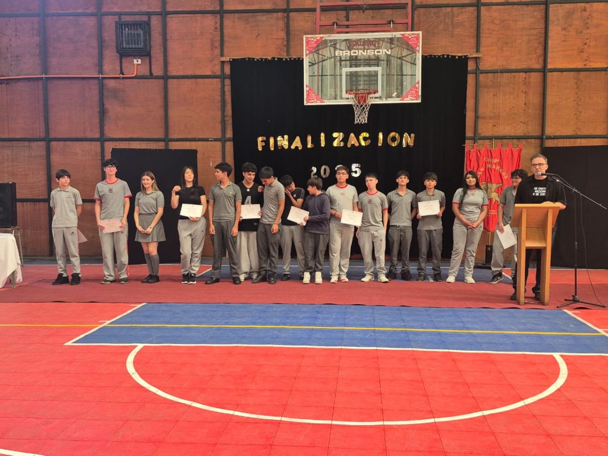 Acto de Finalización escolar 2025. Ciclo III