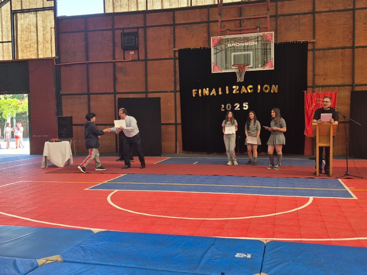 Acto de Finalización escolar 2025. Ciclo III