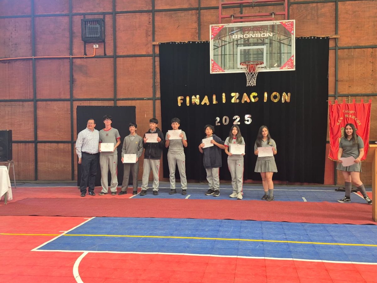 Acto de Finalización escolar 2025. Ciclo III