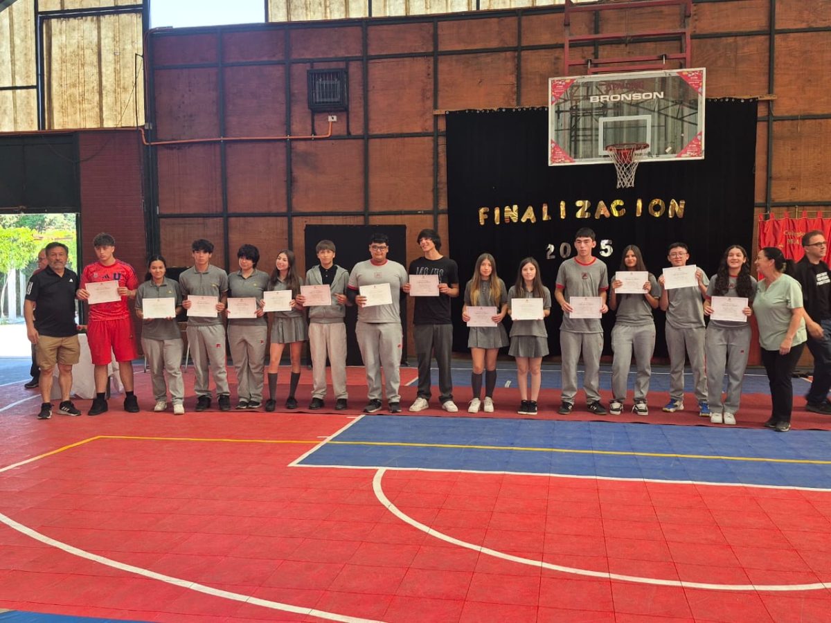 Acto de Finalización escolar 2025. Ciclo III