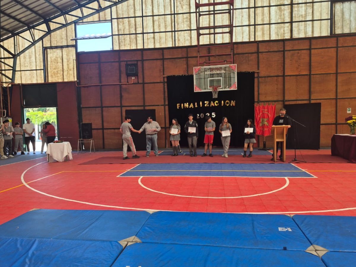 Acto de Finalización escolar 2025. Ciclo III