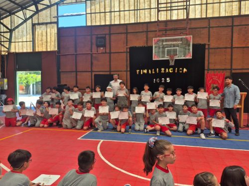 Acto de Finalización 2025 en el Colegio: Un Viaje de Esfuerzo y Logros