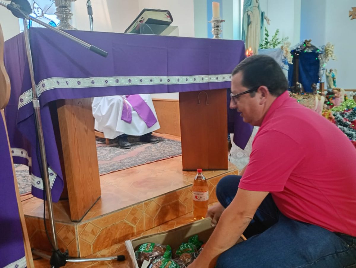 Visita y celebración de profesores al Hogar el atardecer