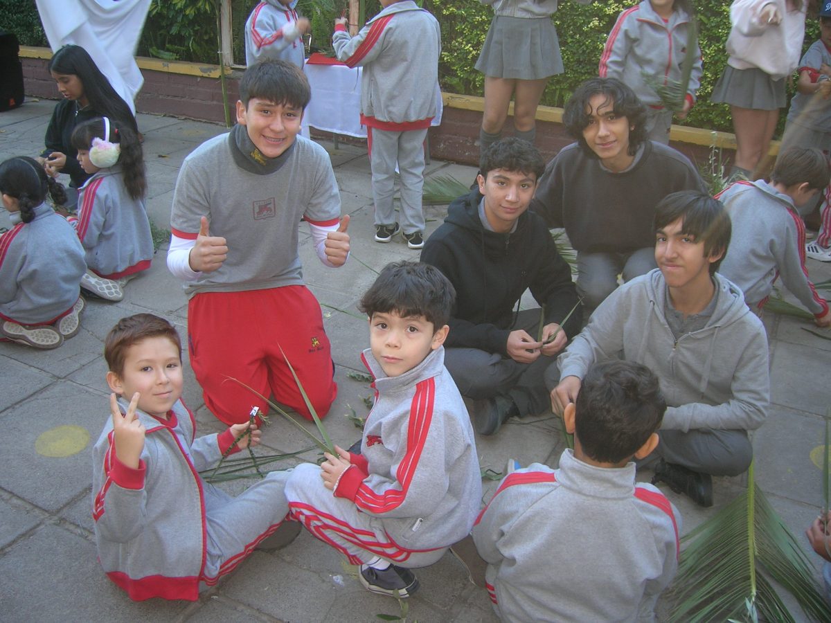 Fiesta de los Ramos. Confección y bendición de los ramos.