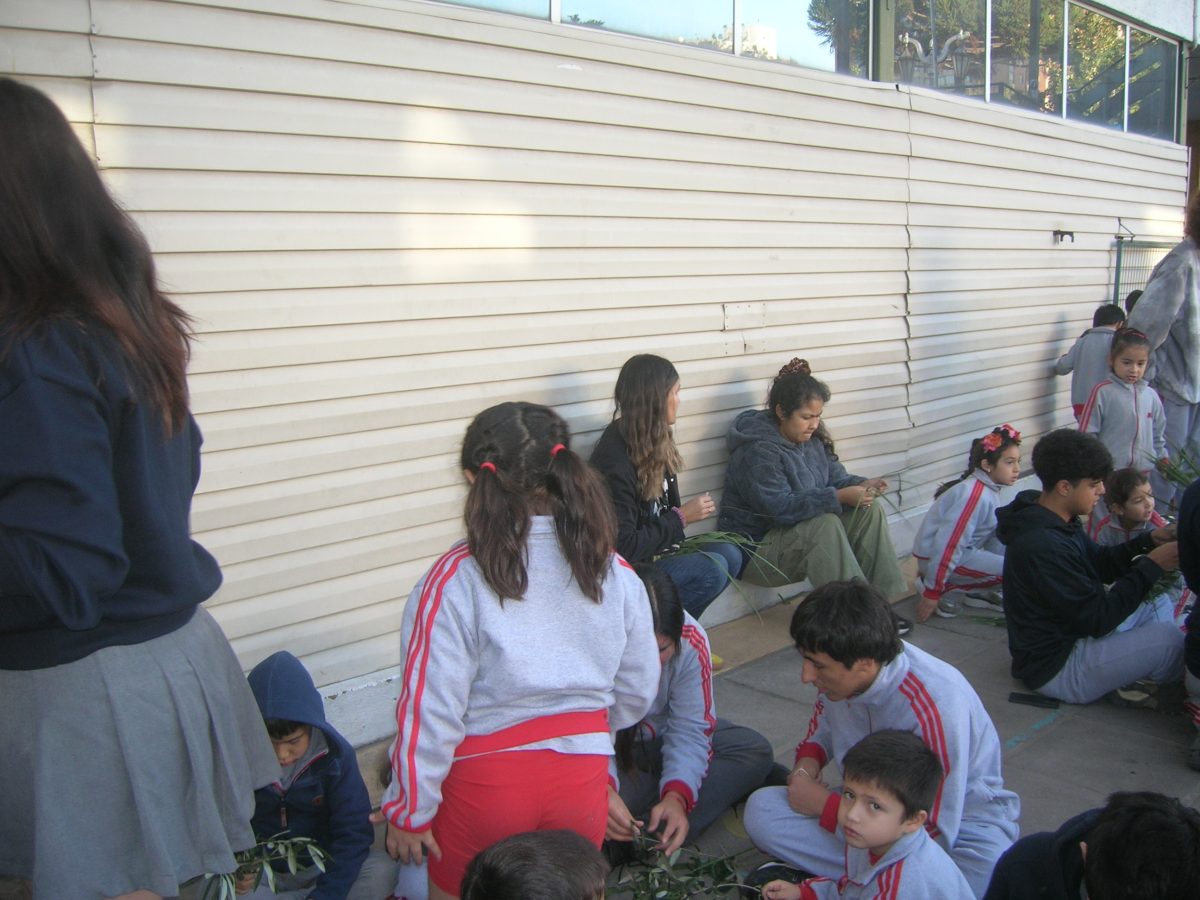 Fiesta de los Ramos. Confección y bendición de los ramos.