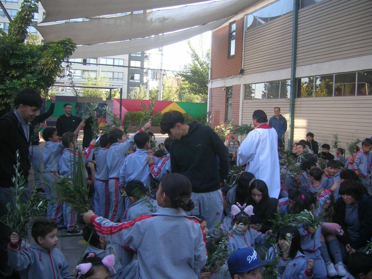 Fiesta de los Ramos. Confección y bendición de los ramos.