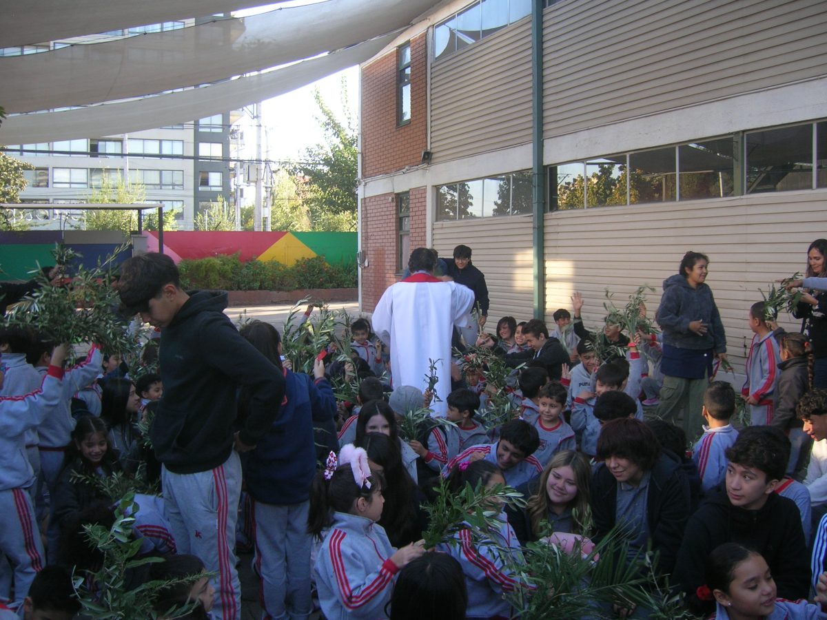 Fiesta de los Ramos. Confección y bendición de los ramos.