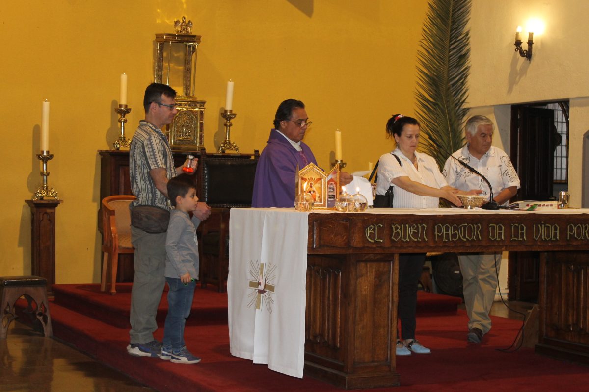 Misa de Bienvenida a las nuevas familias de la comunidad