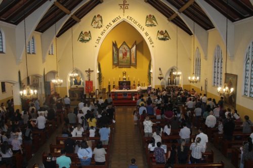 Misa de Bienvenida a las nuevas familias