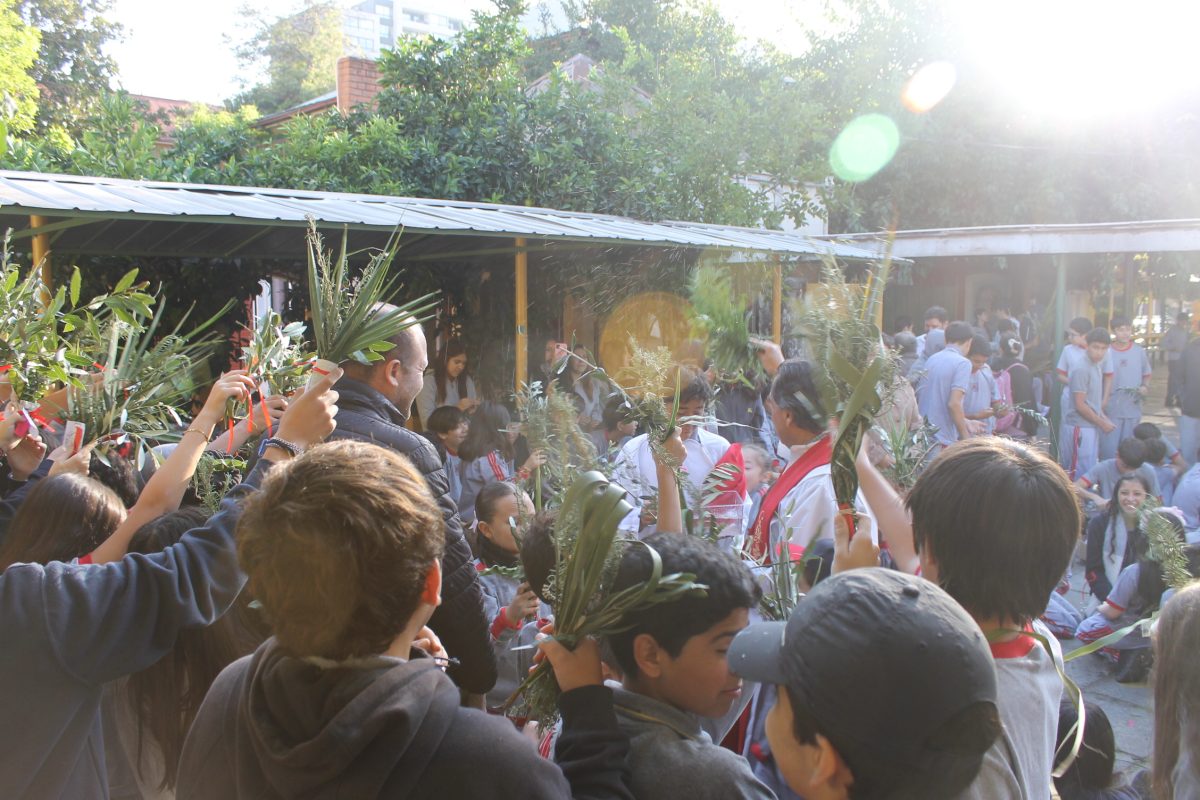 Fiesta de los Ramos. Confección y bendición de los ramos.
